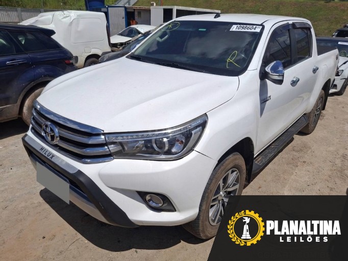TOYOTA HILUX 17/17