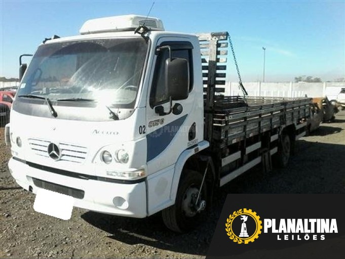 MERCEDES BENZ ACCELO 08/08